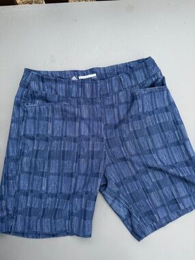 adidas Blue Patterned golf Performance Shorts EUC size 4